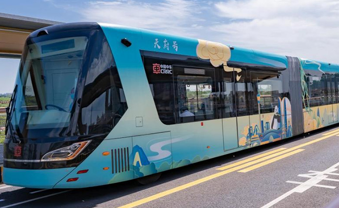 CRRC 32-meter trackless bus train